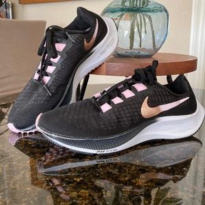 NIKE ZOOM PEGASUS 37 Running Shoe SZ 7.5